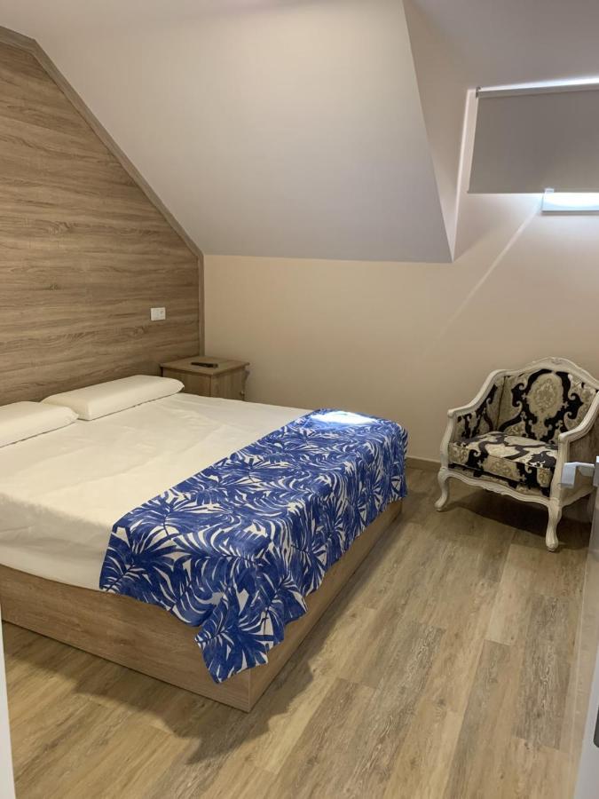 Hotel Apartamentos Seven Rooms Punta Umbria Exterior photo